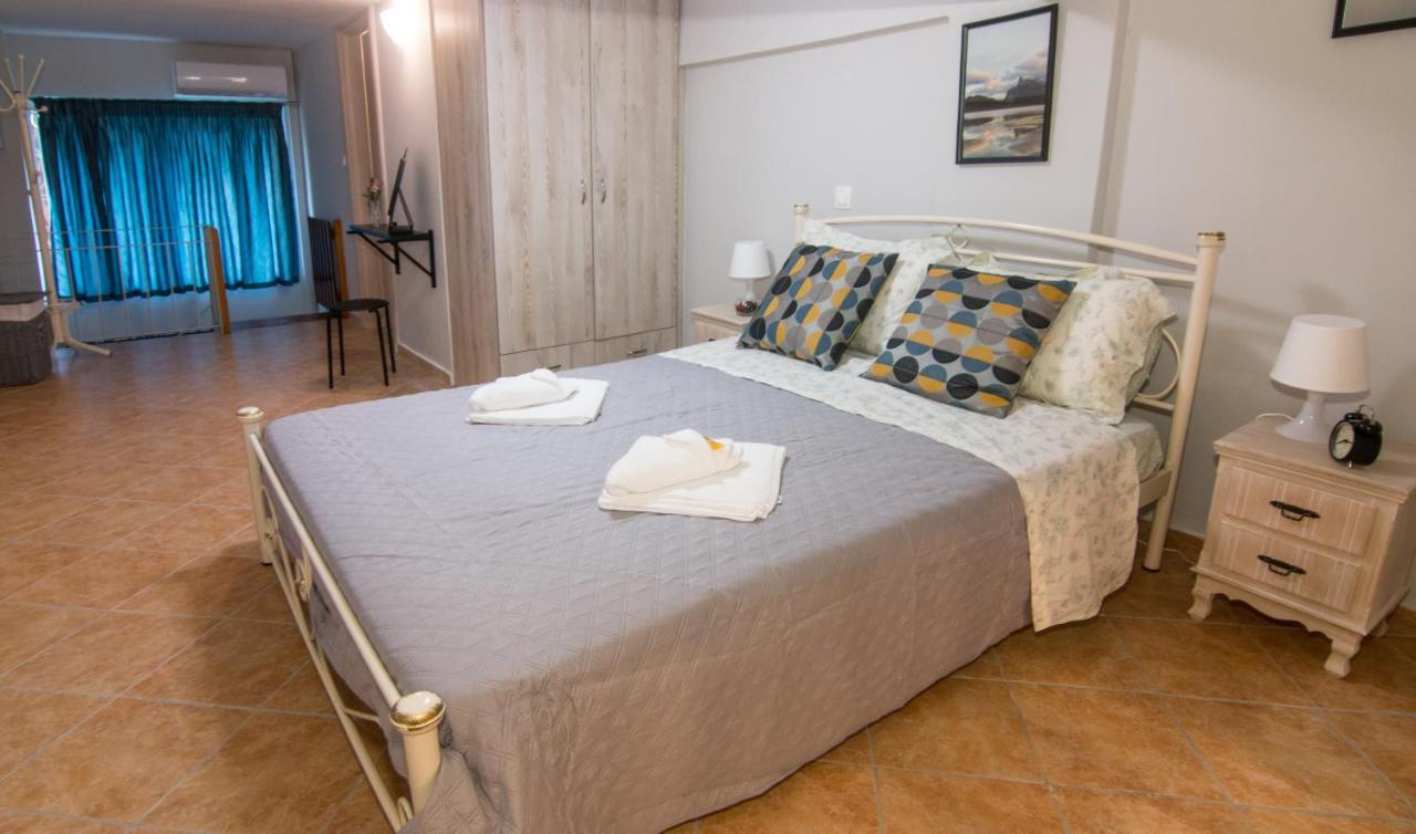 דירות Corfu  Loft Renovated Flat 5' From The Old Town Corfu מראה חיצוני תמונה